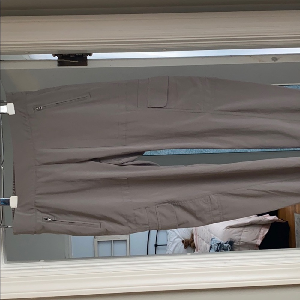 Athleta cargo pants 8tall!